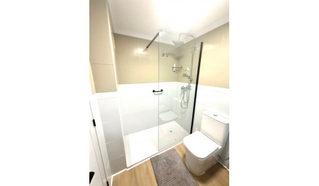 Resale - Apartment - Torrevieja - Centro