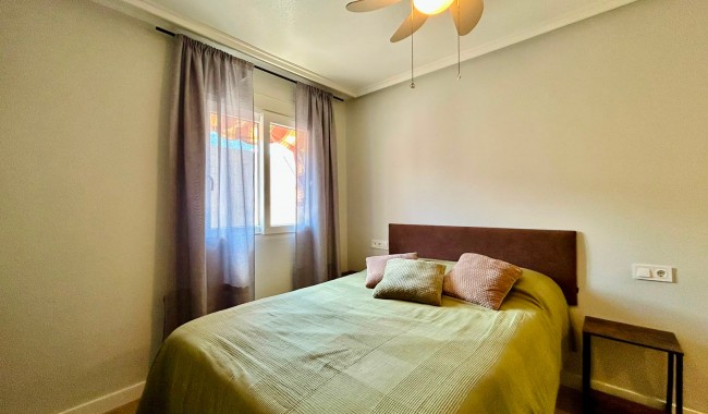 Resale - Apartment - Torrevieja - Centro