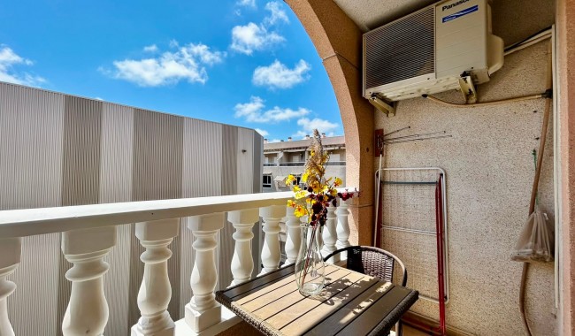Resale - Apartment - Torrevieja - Centro
