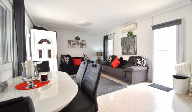 Resale - Quatro house - Orihuela Costa - Playa Flamenca