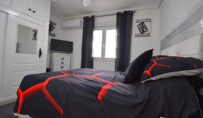 Resale - Quatro house - Orihuela Costa - Playa Flamenca