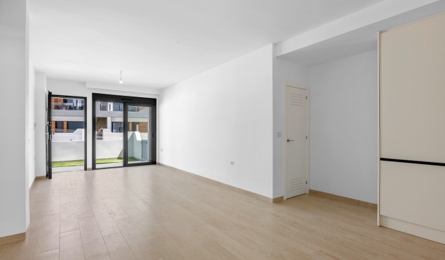Segunda mano - Apartamento - San Miguel de Salinas