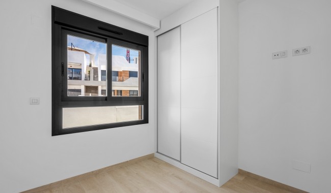 Segunda mano - Apartamento - San Miguel de Salinas
