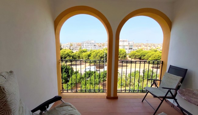 Resale - Apartment - Orihuela Costa - La Zenia