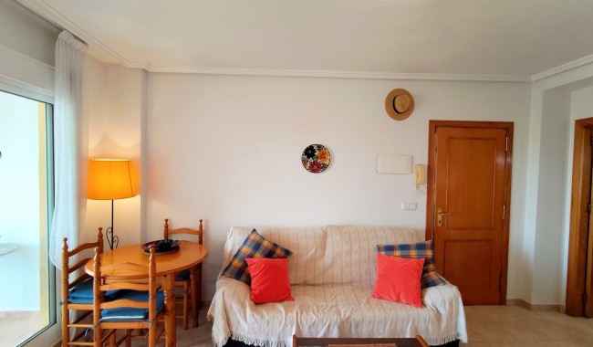 Resale - Apartment - Orihuela Costa - La Zenia
