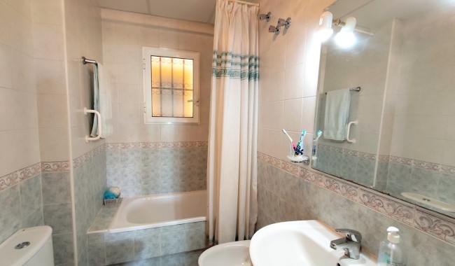 Resale - Apartment - Orihuela Costa - La Zenia