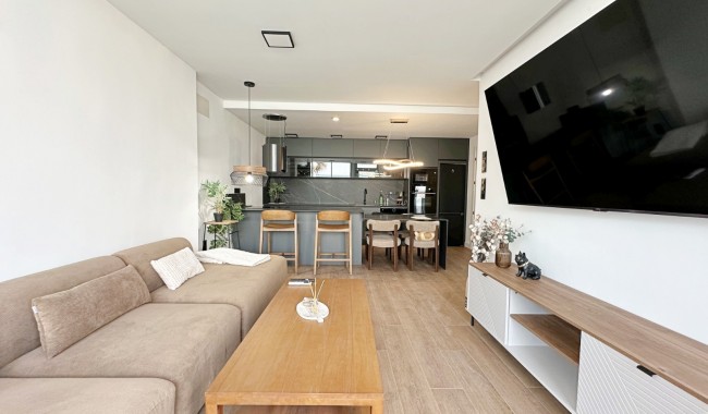 Resale - Townhouse - Torrevieja - Torrevieja - Aguas Nuevas