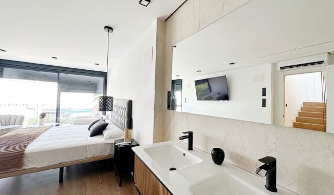 Resale - Townhouse - Torrevieja - Torrevieja - Aguas Nuevas