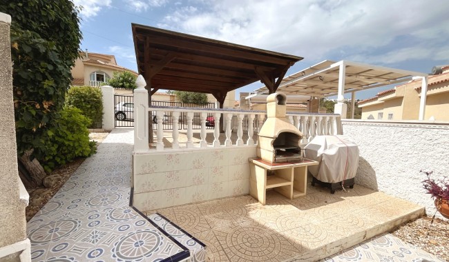 Resale - Villa - Ciudad Quesada/Rojales - La  Marquesa Golf