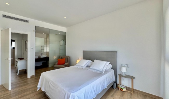 Resale - Villa - San Miguel de Salinas - Bellavista