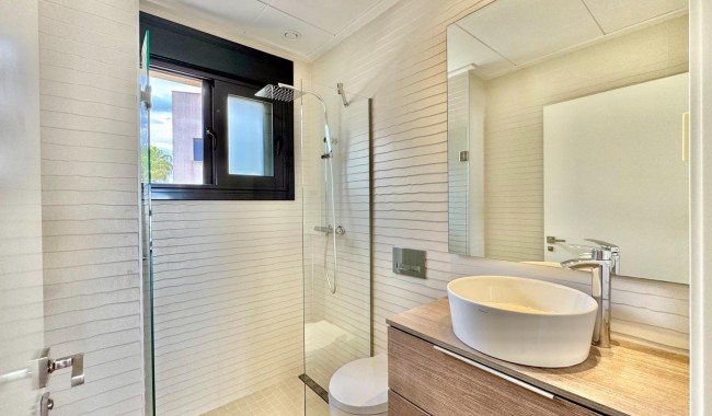 Resale - Villa - San Miguel de Salinas - Bellavista
