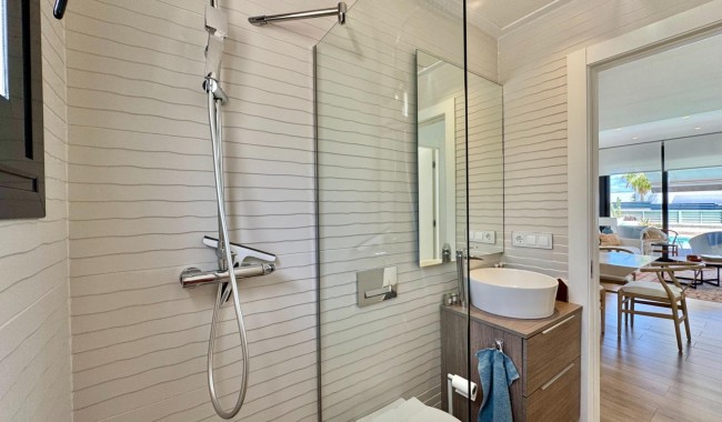 Resale - Villa - San Miguel de Salinas - Bellavista