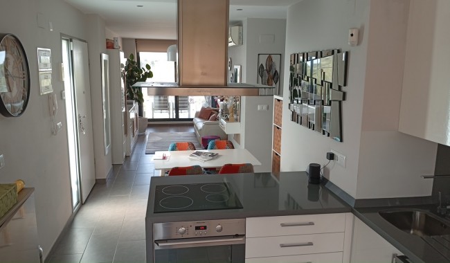 Resale - Apartment - Villamartín - Villacosta