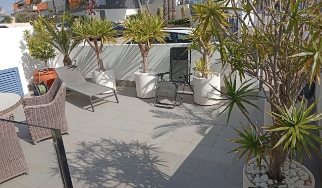 Resale - Apartment - Villamartín - Villacosta