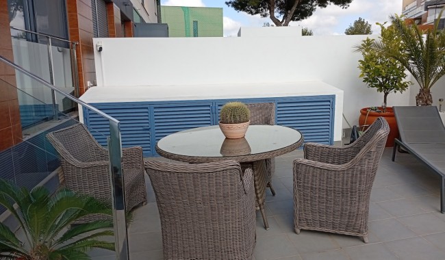 Resale - Apartment - Villamartín - Villacosta