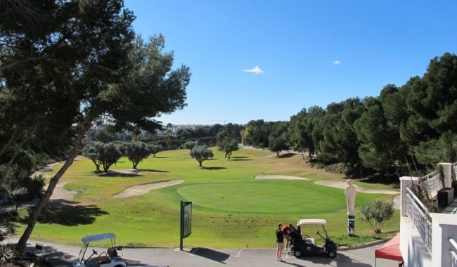 Resale - Apartment - Villamartín - Villacosta
