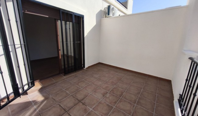 Resale - Semi-detached - Algorfa - La Finca golf