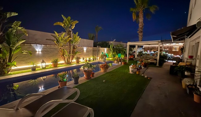 Brukt - Villa - Torrevieja - Torreta florida