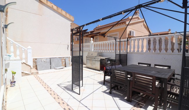 Brukt - Villa - Benijófar - Benimar I