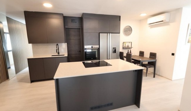 Sprzedaż - Apartament - Torrevieja