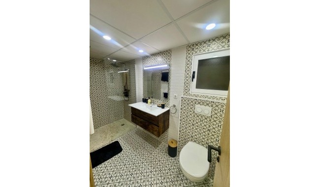 Sprzedaż - Apartament - Torrevieja