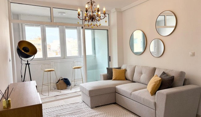 Sprzedaż - Apartament - Torrevieja