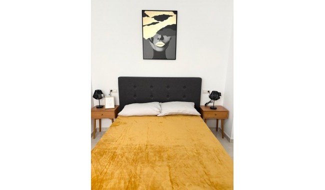 Sprzedaż - Apartament - Torrevieja