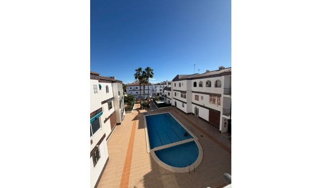 Apartamento - Segunda mano - Orihuela Costa - Punta Prima