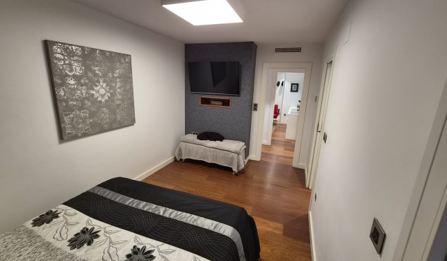 Resale - Apartment - Torrevieja - Centro