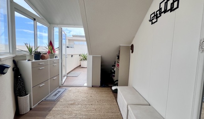 Sprzedaż - Apartament - San Miguel de Salinas