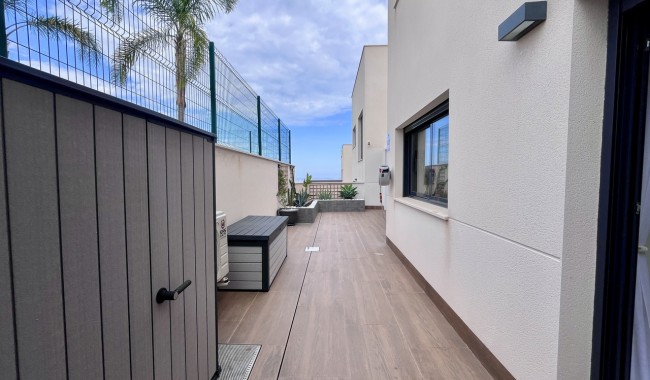 Sprzedaż - Apartament - San Miguel de Salinas