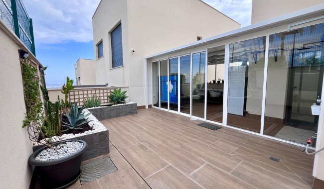 Sprzedaż - Apartament - San Miguel de Salinas