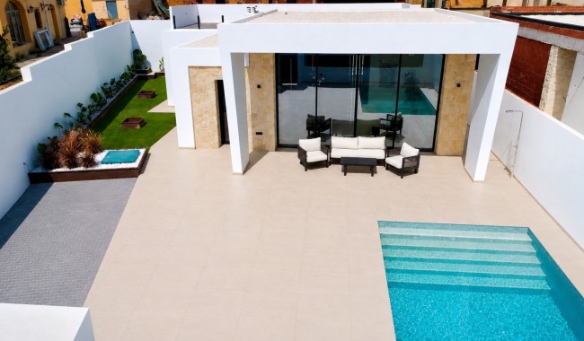 Villa - Brukt - El Chaparral, Torrevieja - El Chaparral