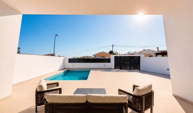 Brukt - Villa - El Chaparral, Torrevieja - El Chaparral