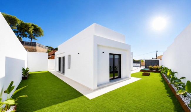Brukt - Villa - El Chaparral, Torrevieja - El Chaparral