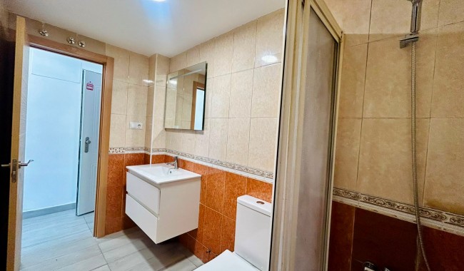 Sprzedaż - Apartament - Torrevieja - Centro