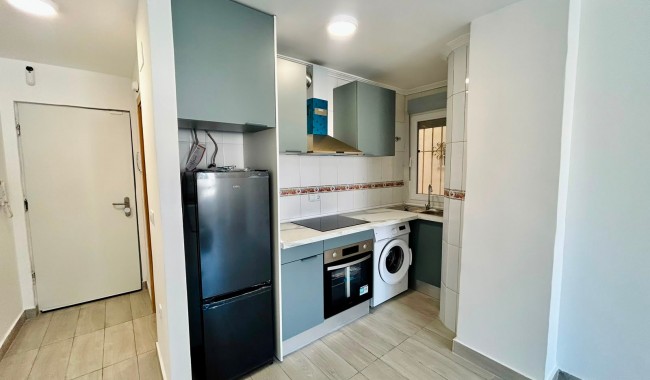 Sprzedaż - Apartament - Torrevieja - Centro
