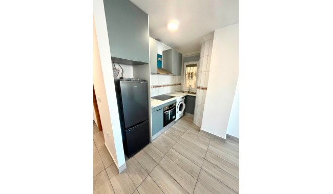 Sprzedaż - Apartament - Torrevieja - Centro