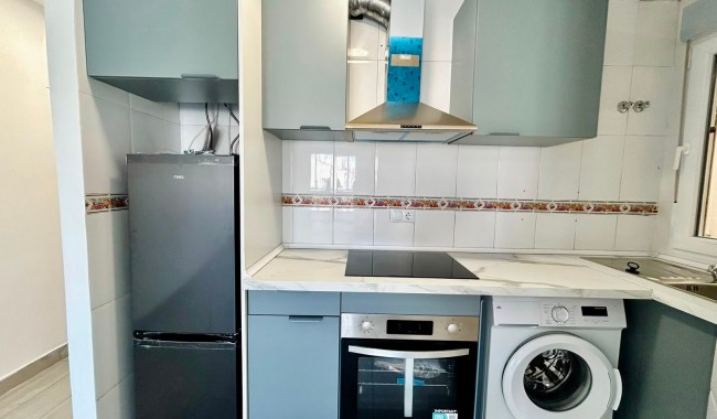 Sprzedaż - Apartament - Torrevieja - Centro