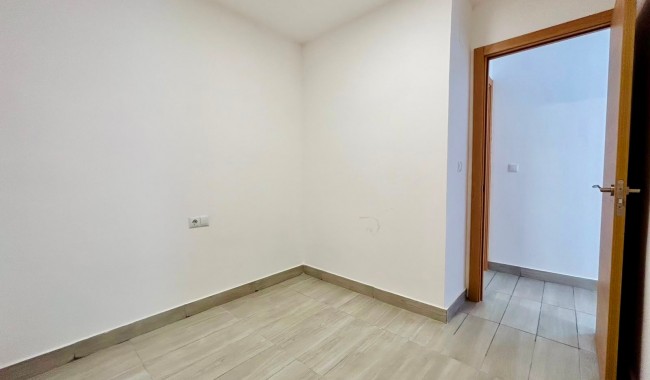 Sprzedaż - Apartament - Torrevieja - Centro