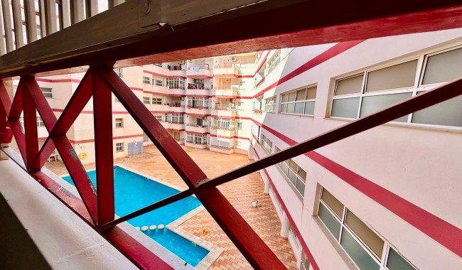 Sprzedaż - Apartament - Torrevieja - Centro