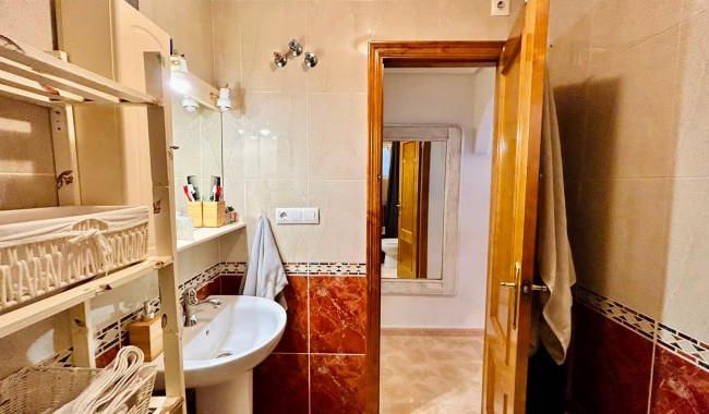 Sprzedaż - Apartament - Torrevieja - Centro