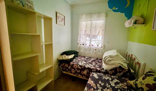 Sprzedaż - Apartament - Torrevieja - Centro
