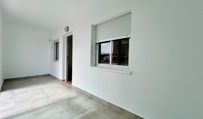 Sprzedaż - Apartament - Torrevieja - La Siesta