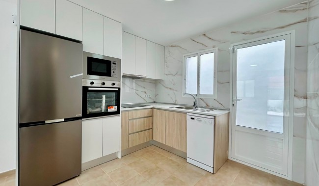 Sprzedaż - Apartament - Torrevieja - La Siesta