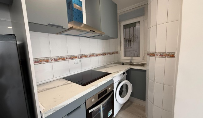 Sprzedaż - Apartament - Torrevieja - Habaneras