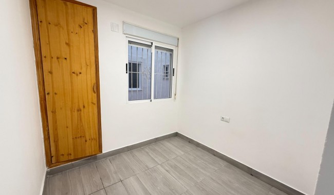 Sprzedaż - Apartament - Torrevieja - Habaneras