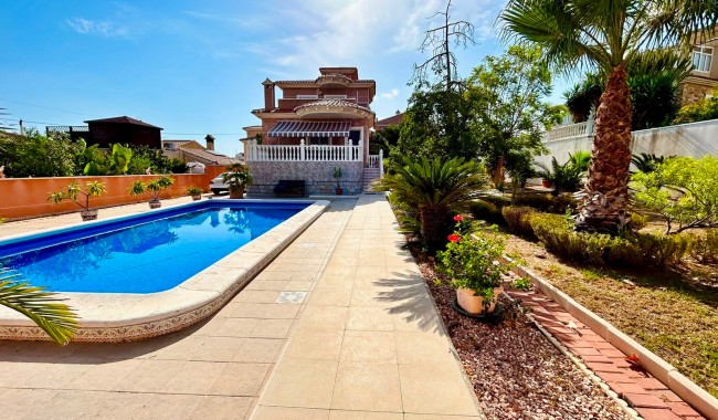 Villa - Brukt - Orihuela - Los Balcones