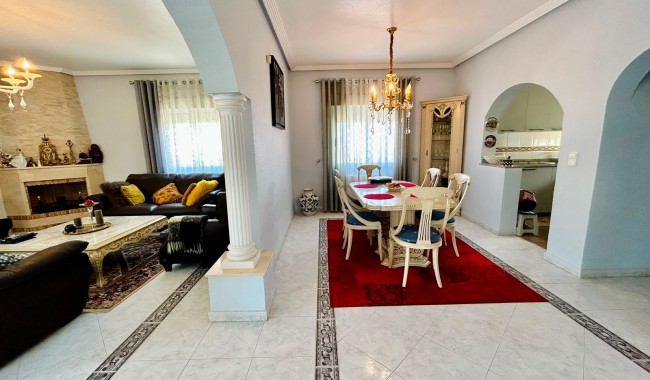 Brukt - Villa - Orihuela - Los Balcones