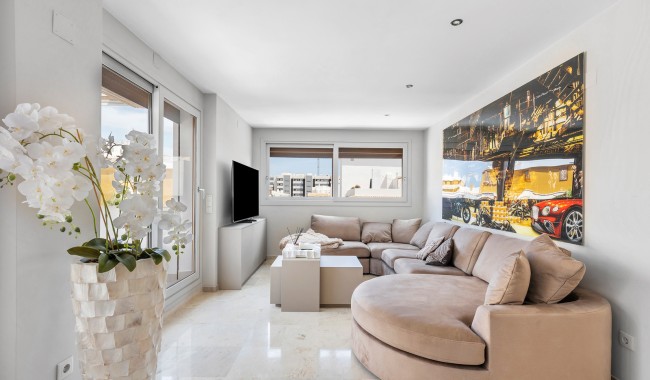 Resale - Apartment - Torrevieja - Punta Prima